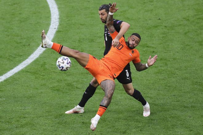 开云官网-荷兰迎战奥地利，谁能在战场上占据优势？