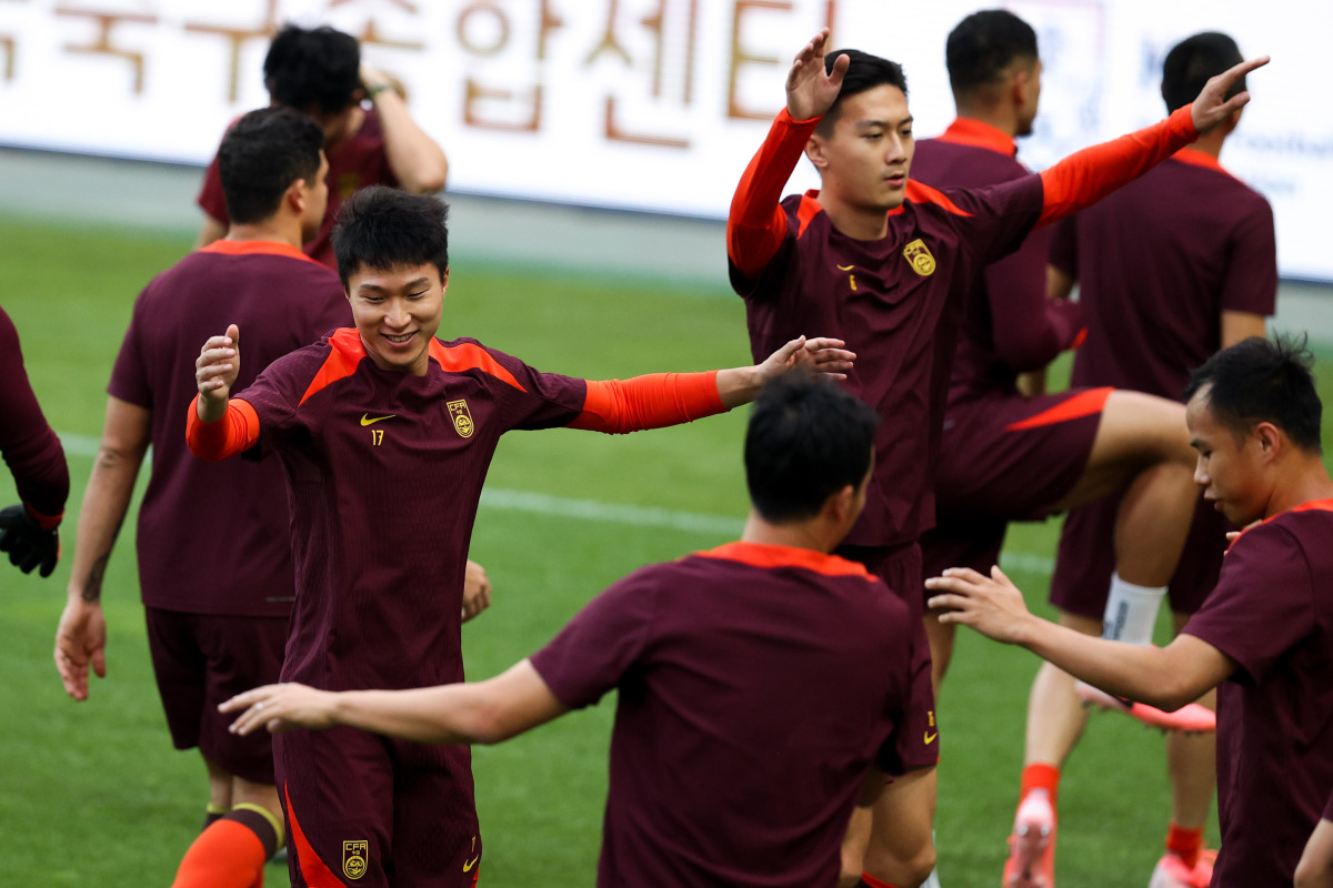 开云娱乐-亚洲球队辛勤训练，迎接国际挑战，全力备战(亚洲球队进步很大)