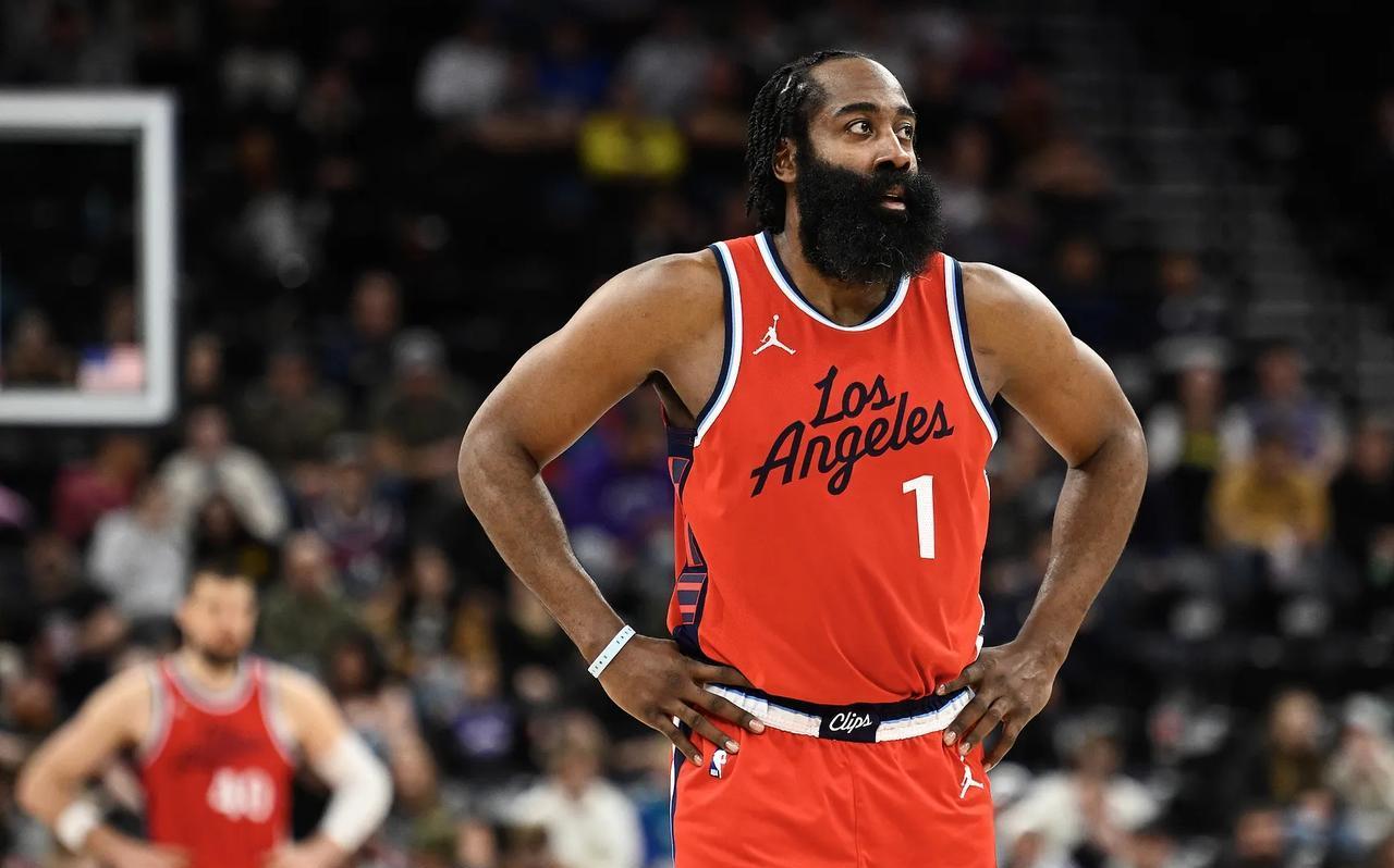 快船队遭遇意外失利，是否缺少核心球员成为关注焦点