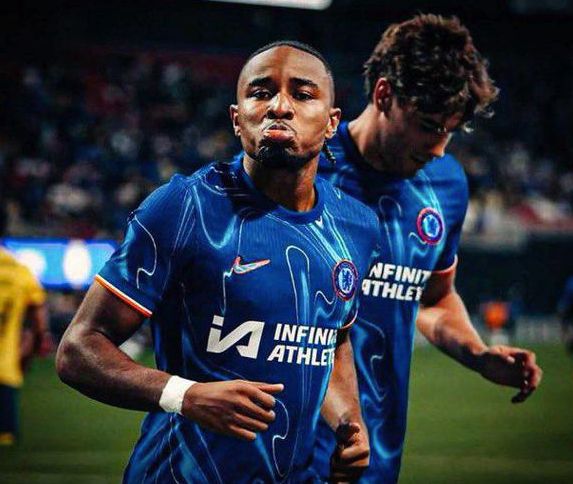 切尔西全队合力,主场大胜对手,豪取三分球 切尔西全队合力,主场大胜对手,豪取三分球