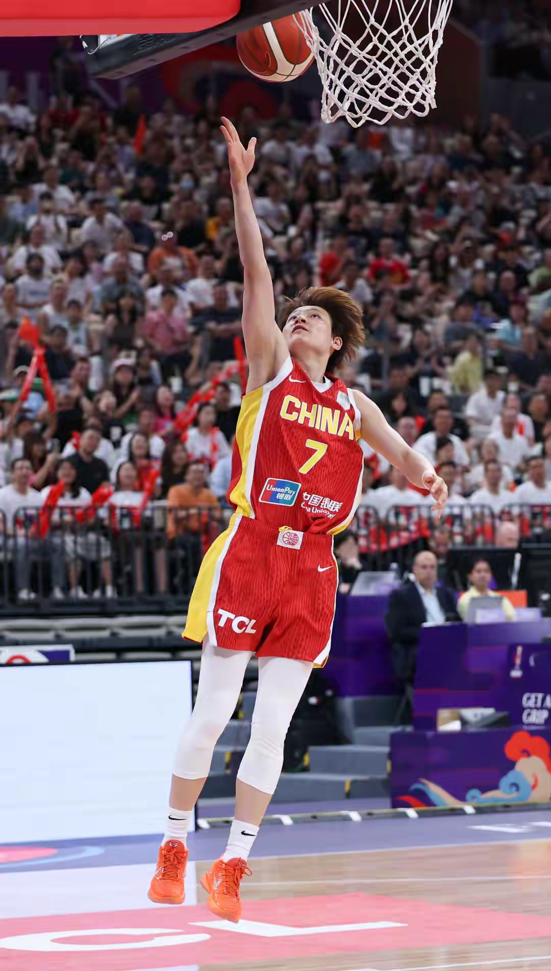 新西兰女篮表现出色，晋级下一轮(新西兰女篮联赛)